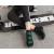 Chaussettes noires avec feuilles de cannabis vertes